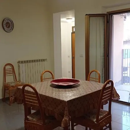 Casa Vacanze Le Due Sorelle Apartment *